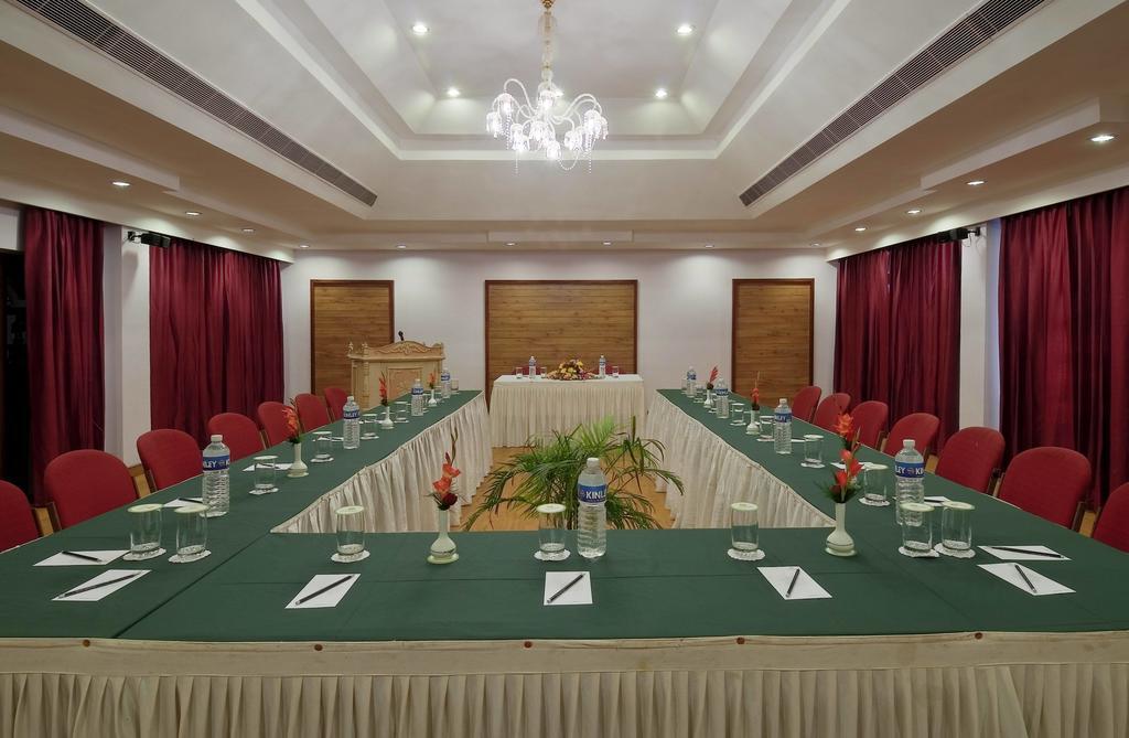 Mayfair Rourkela Extérieur photo