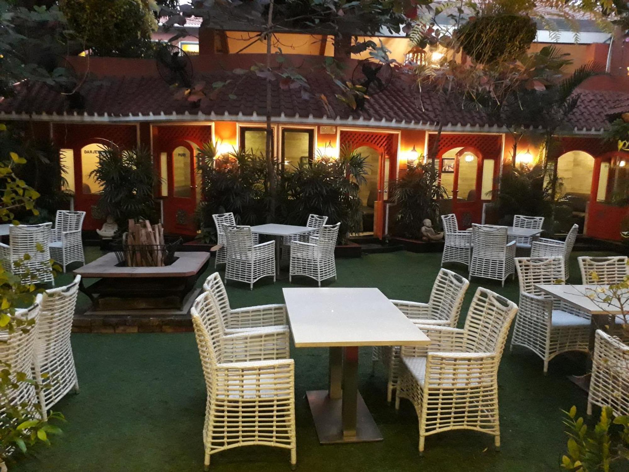 Mayfair Rourkela Extérieur photo