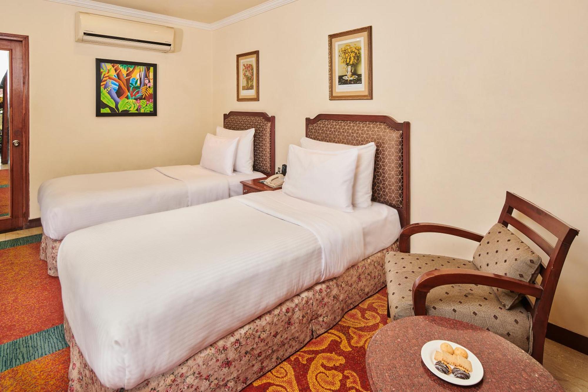 Mayfair Rourkela Extérieur photo