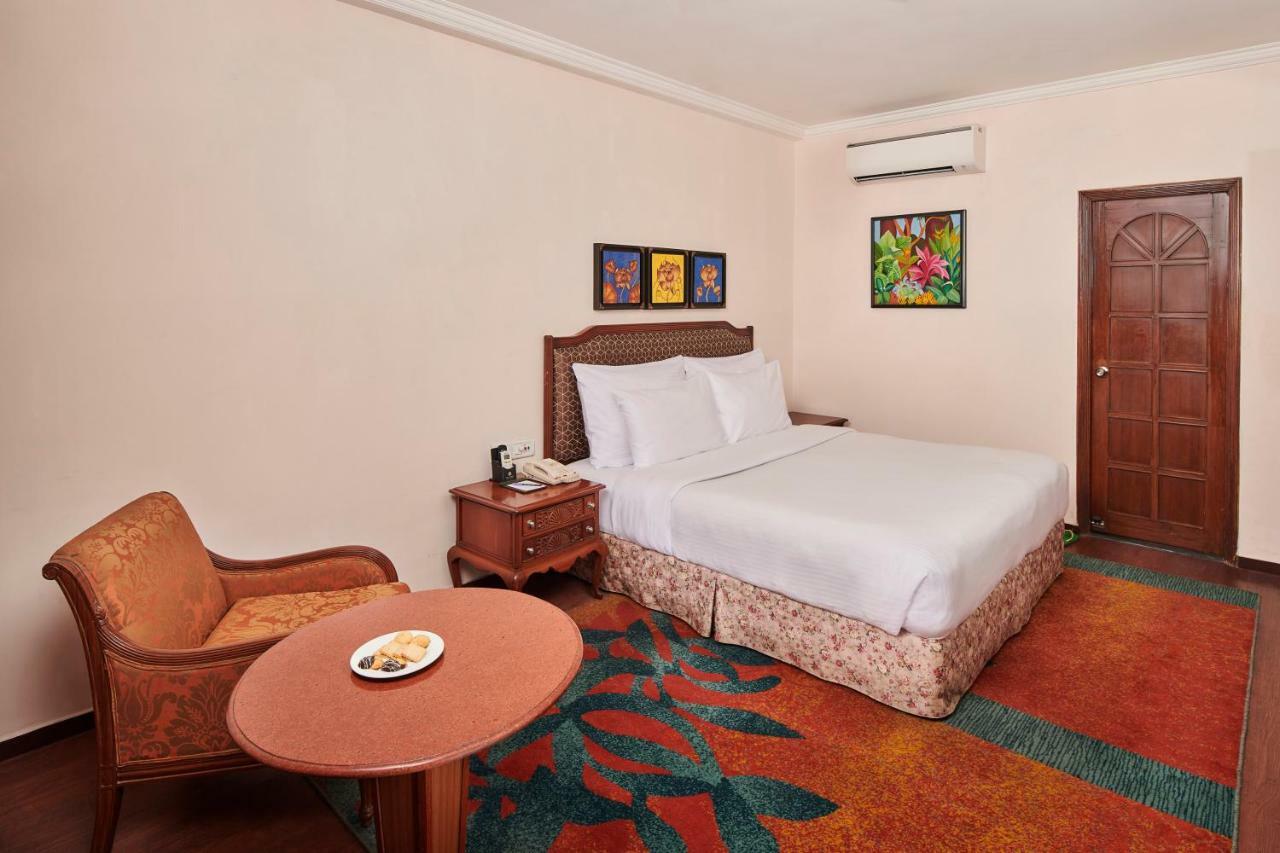 Mayfair Rourkela Extérieur photo